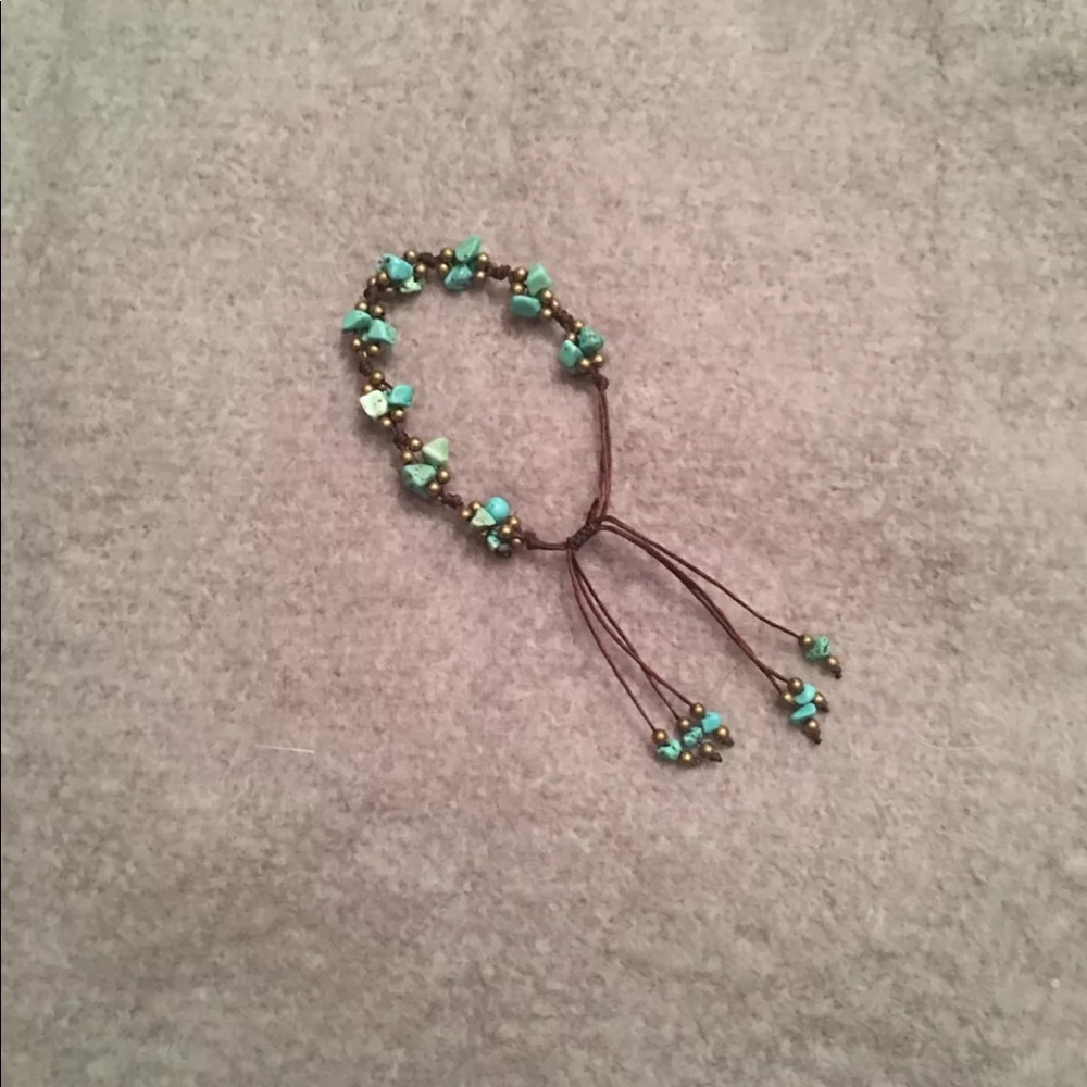 Adjustable bracelet